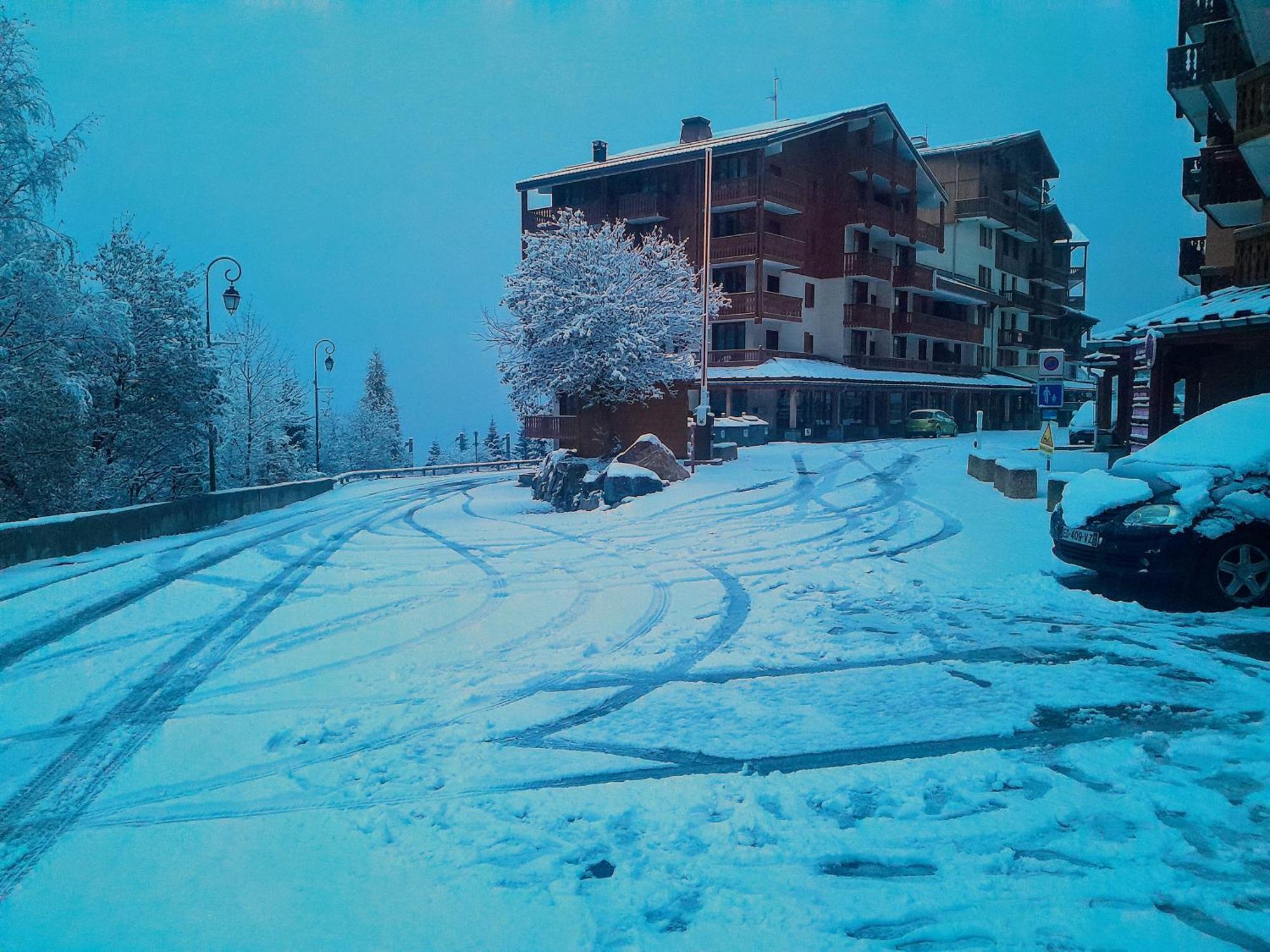 Magnifique Studio Au Pied Du Telecabine D'Arrondaz Et Des Pistes De Ski Modane Exterior foto